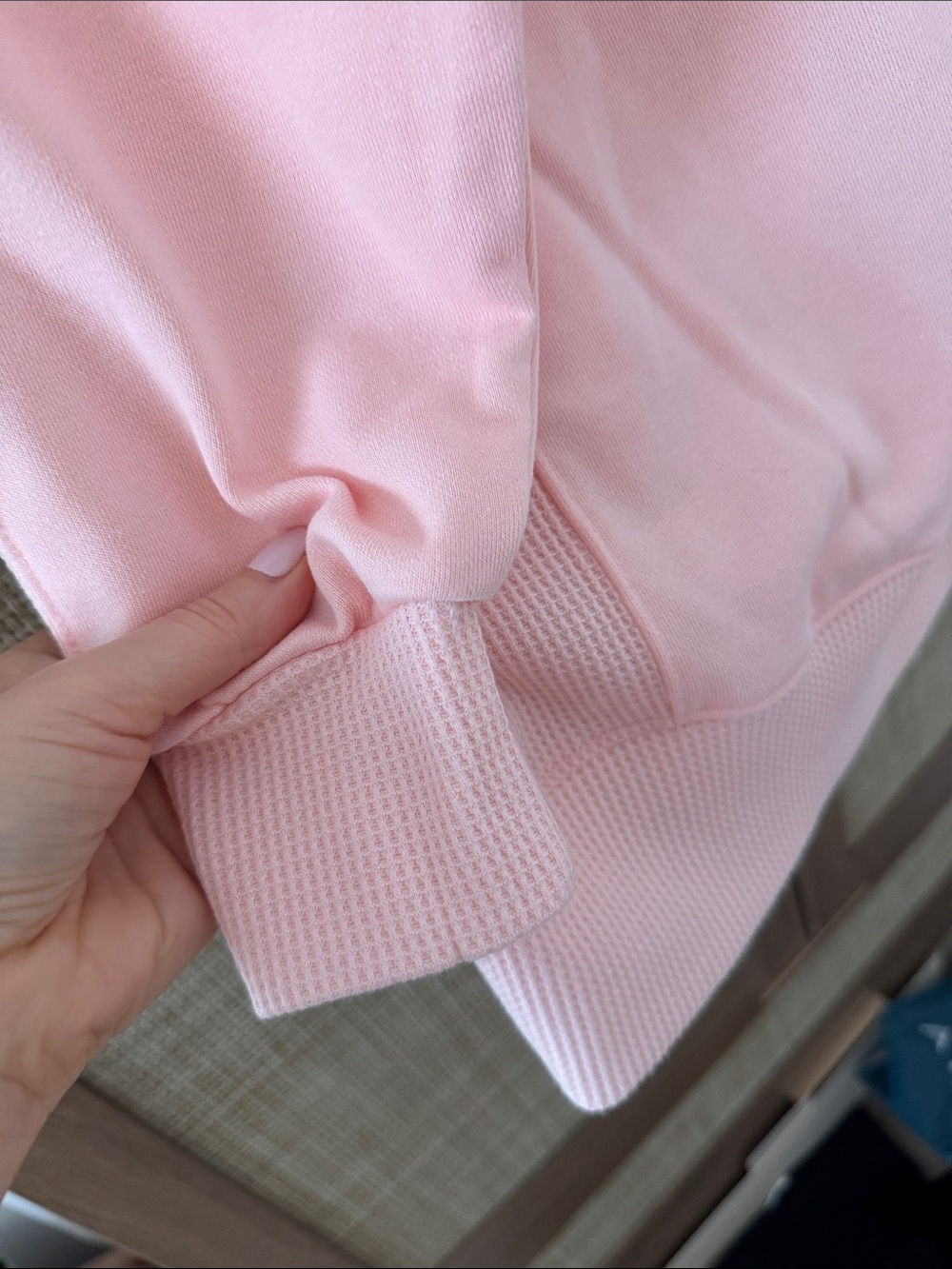 Dokotoo Pale Salmon Pink Waffle Knit Pocket Sweatshirt Pullover Size S - Picture 11 of 13